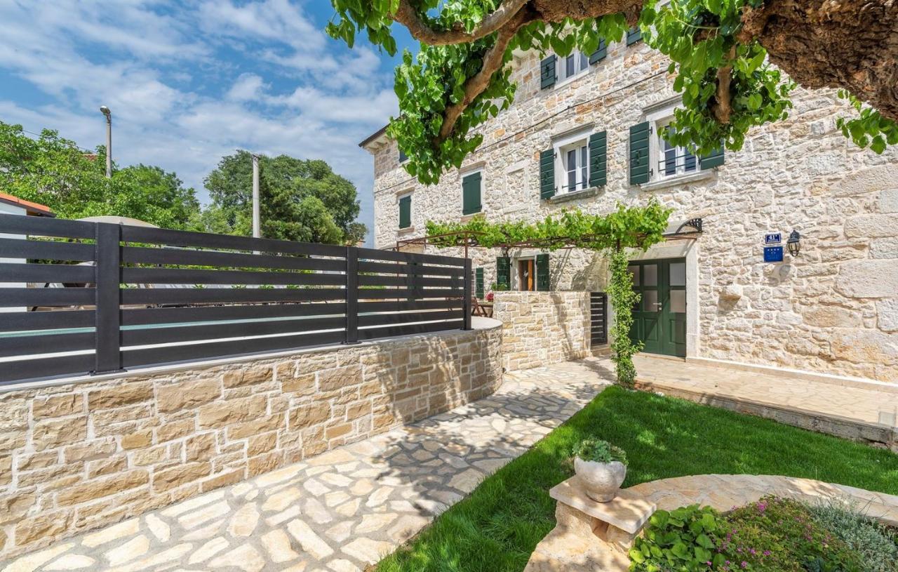Beautiful Stone House - Villa Parentium With Private Pool Dračevac エクステリア 写真